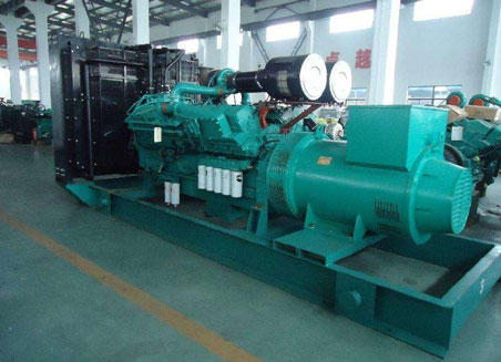 凭祥800kw康明斯柴油发电机组图片 凭祥800kw康明斯柴油发电机组图片